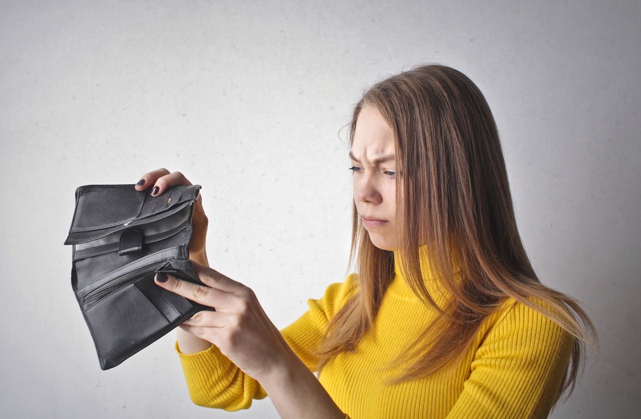 Como economizar recebendo um salário mínimo – estratégias para poupar e quanto devo poupar
